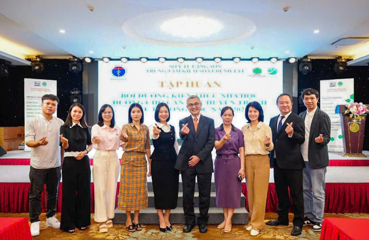 TẬP HUẤN BỒI DƯỠNG KIẾN THỨC  NHA HỌC ĐƯỜNG TỈNH LẠNG SƠN 